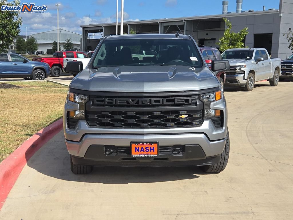 Certified 2025 Chevrolet Silverado 1500 Custom RWD image 3