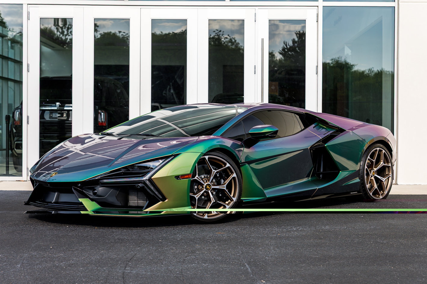 Used 2024 Lamborghini Revuelto AWD/4WD image 20