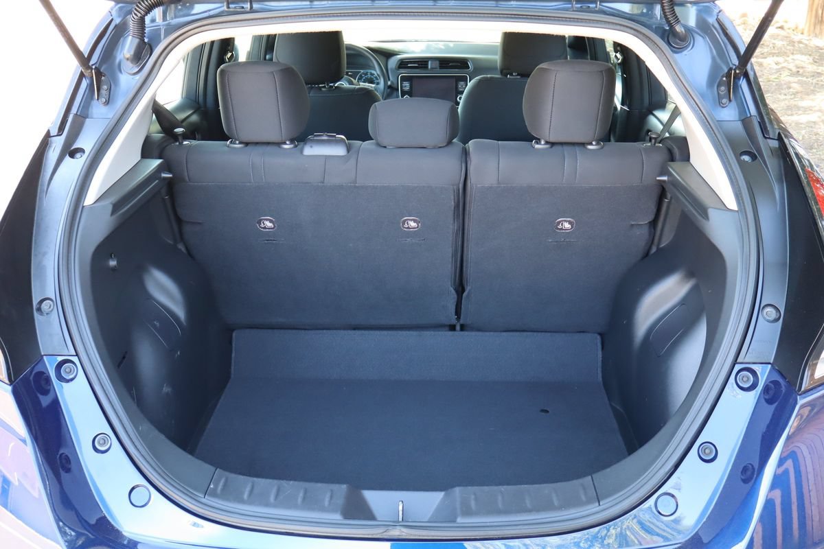 Used 2025 Nissan Leaf S FWD image 14