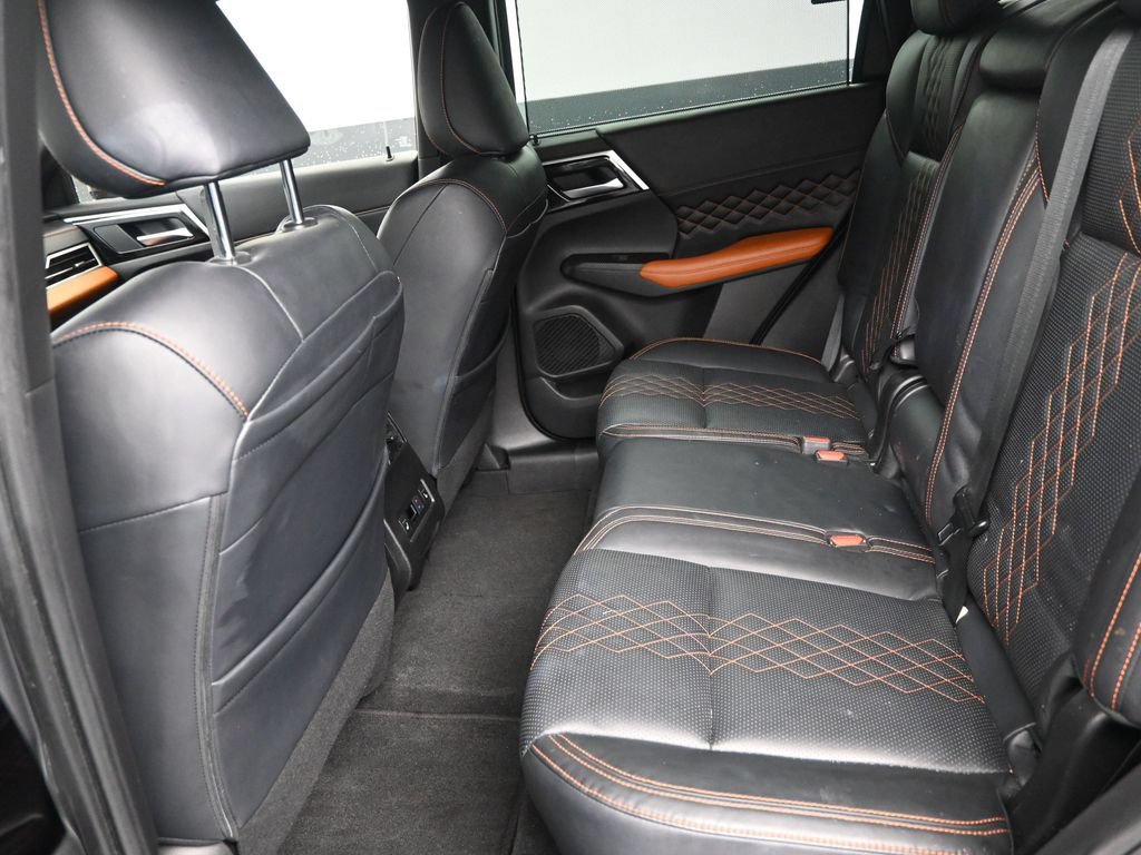 Used 2022 Mitsubishi Outlander SEL AWD/4WD image 13