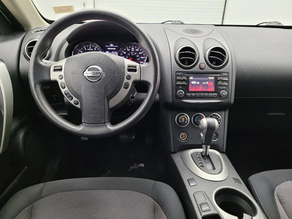 Used 2013 Nissan Rogue SV image 22