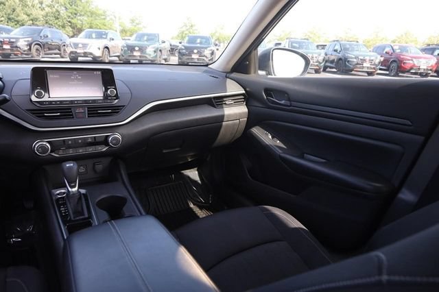 Certified 2024 Nissan Altima 2.5 S FWD image 24