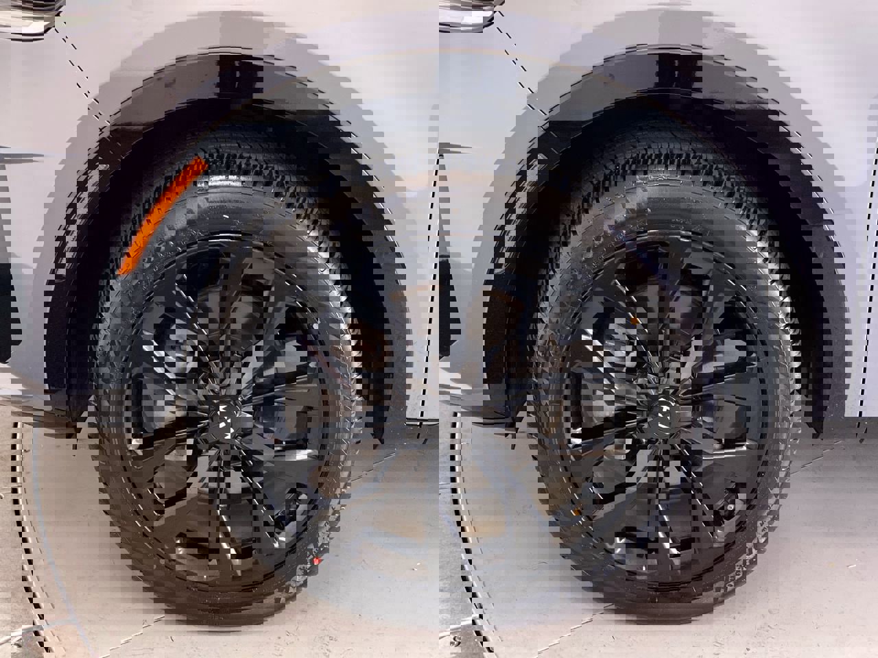 Certified 2022 Kia Sorento SX image 12