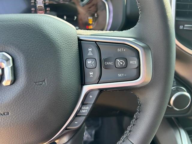 New 2026 RAM 1500 4x4 Crew Cab image 21