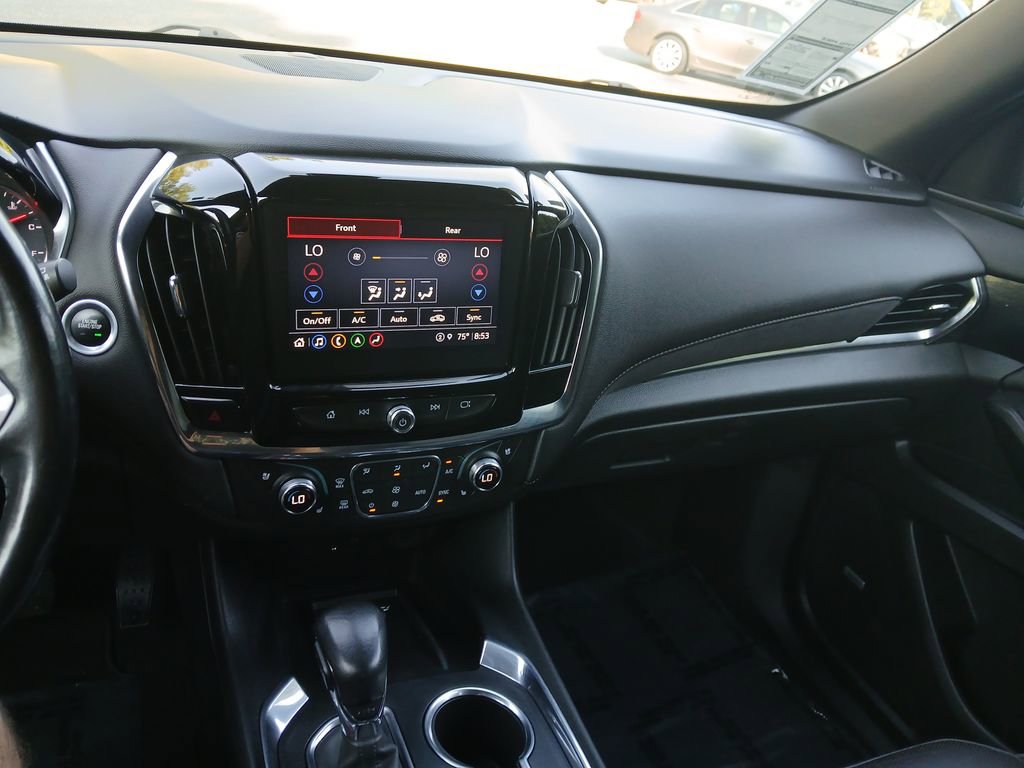 Used 2022 Chevrolet Traverse High Country image 17