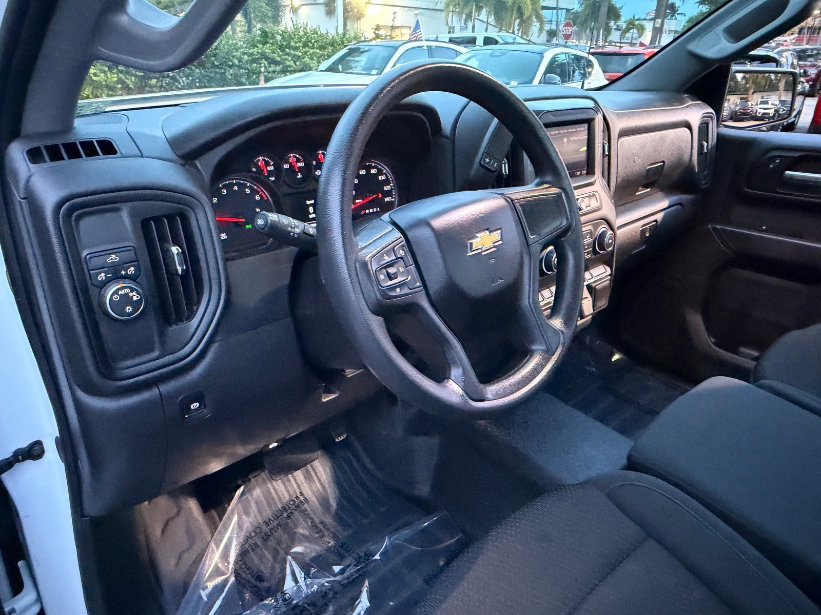 Used 2025 Chevrolet Silverado 1500 W/T RWD image 10