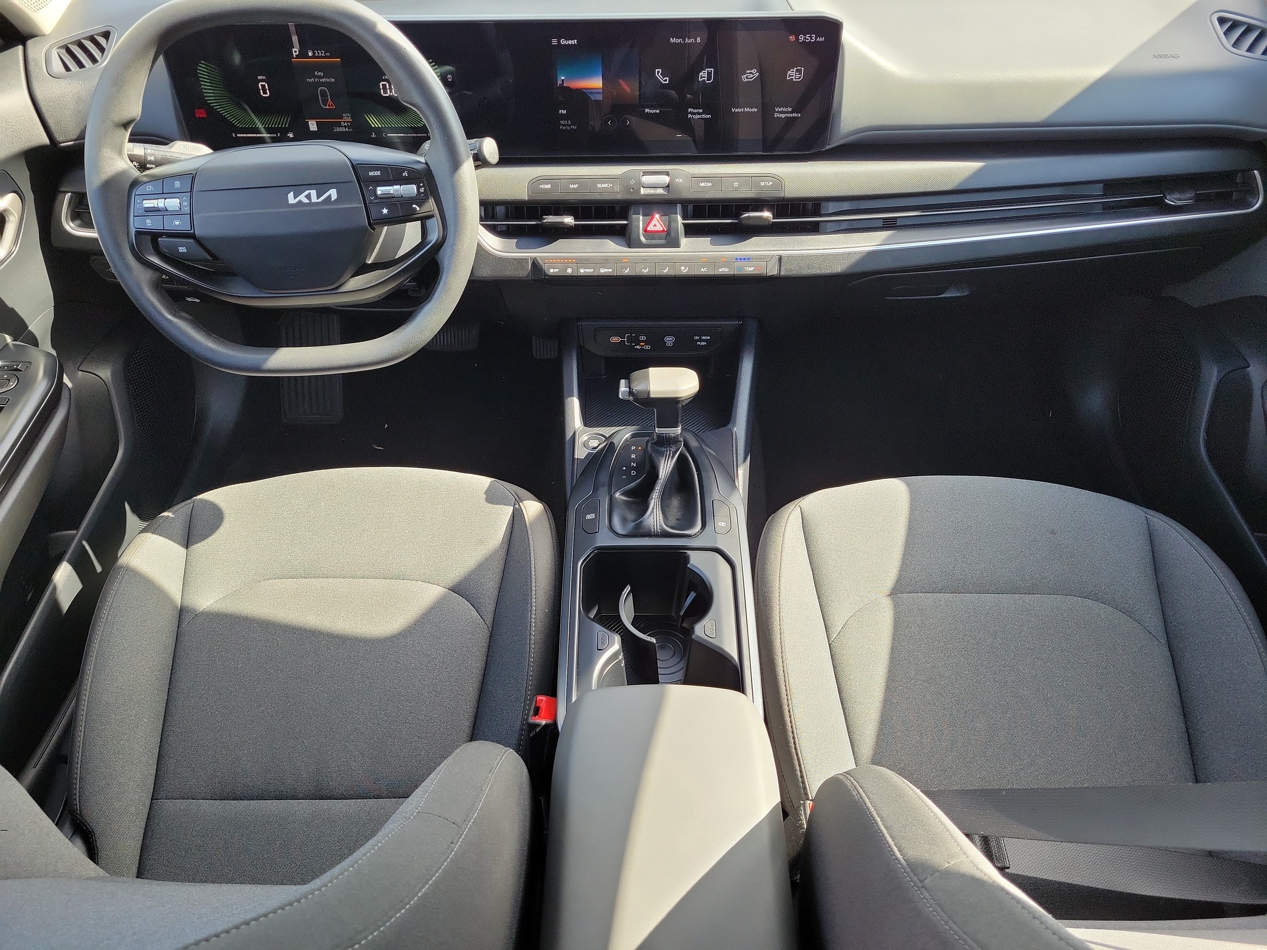 Used 2025 Kia K4 FWD image 17