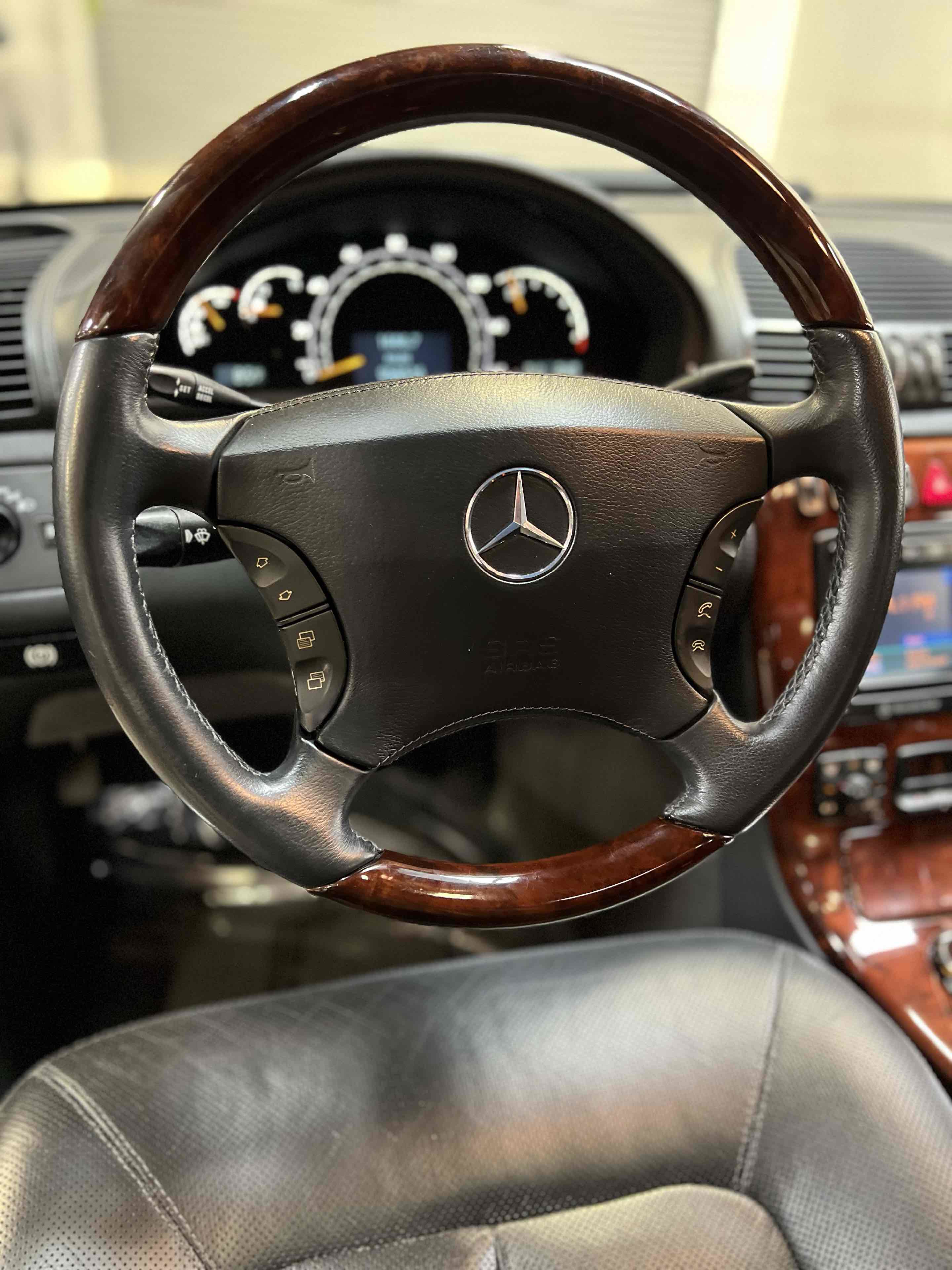 Used 2002 Mercedes-Benz CL 500 image 27