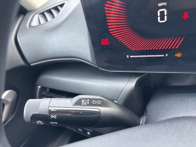 Certified 2025 Kia K4 LXS image 19