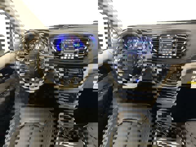 Used 2020 Chrysler Pacifica Limited w/ Advanced Safetytec Group FWD image 20