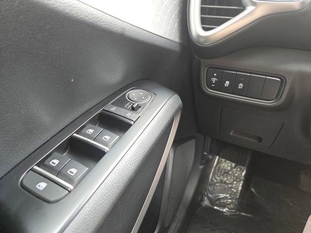 Certified 2023 Kia Soul LX w/ Option Group 015 image 17