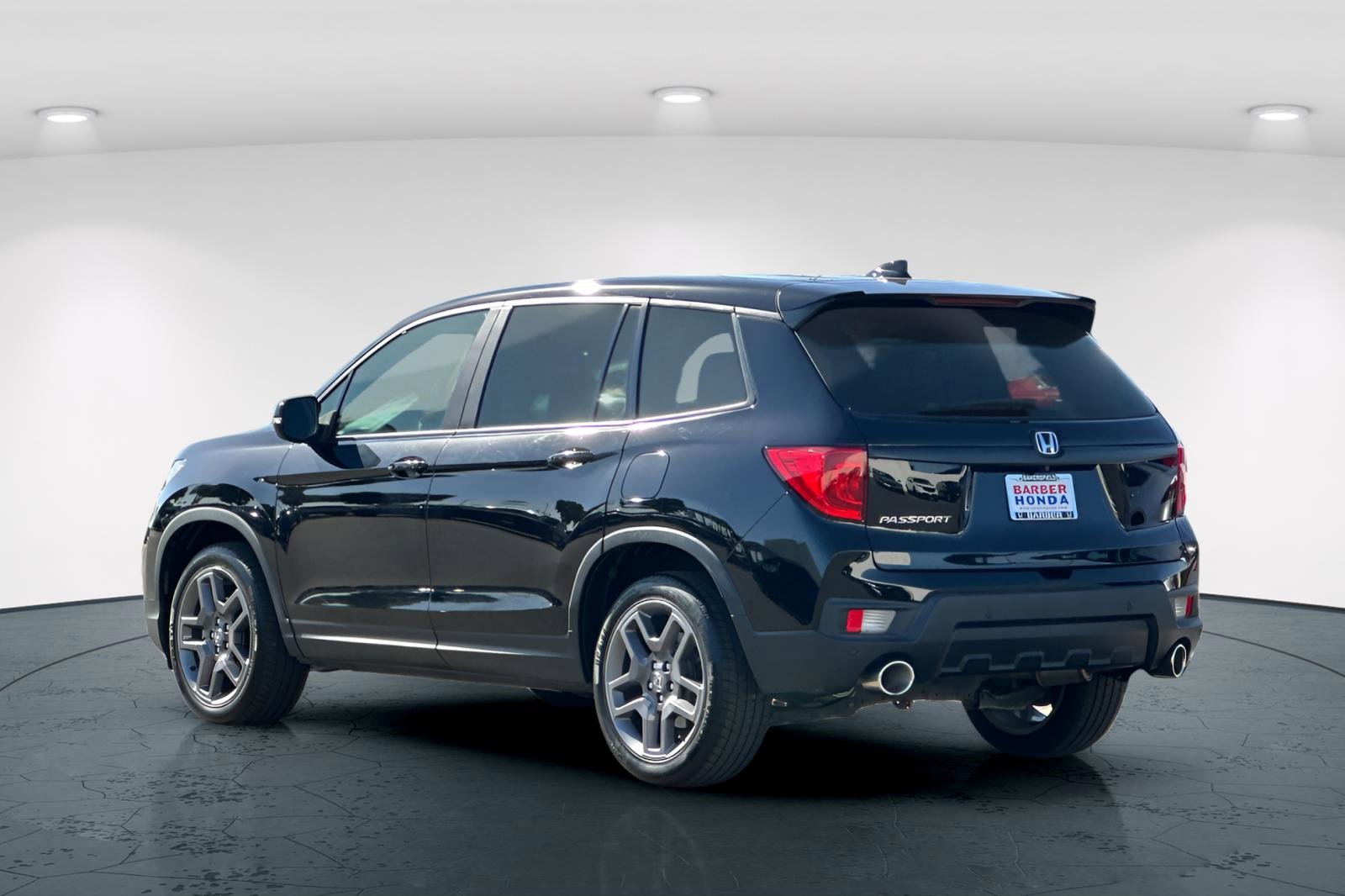 Used 2022 Honda Passport EX-L image 4