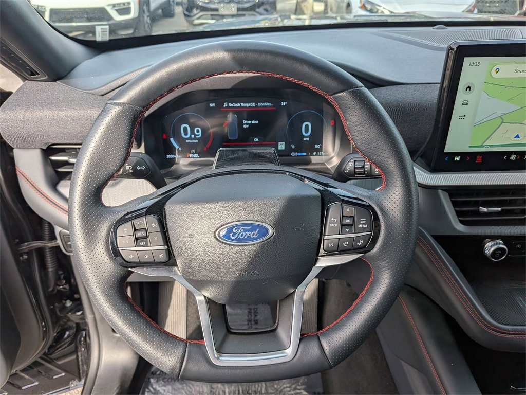 Used 2025 Ford Explorer ST-Line w/ ST-Line Street Pack image 21
