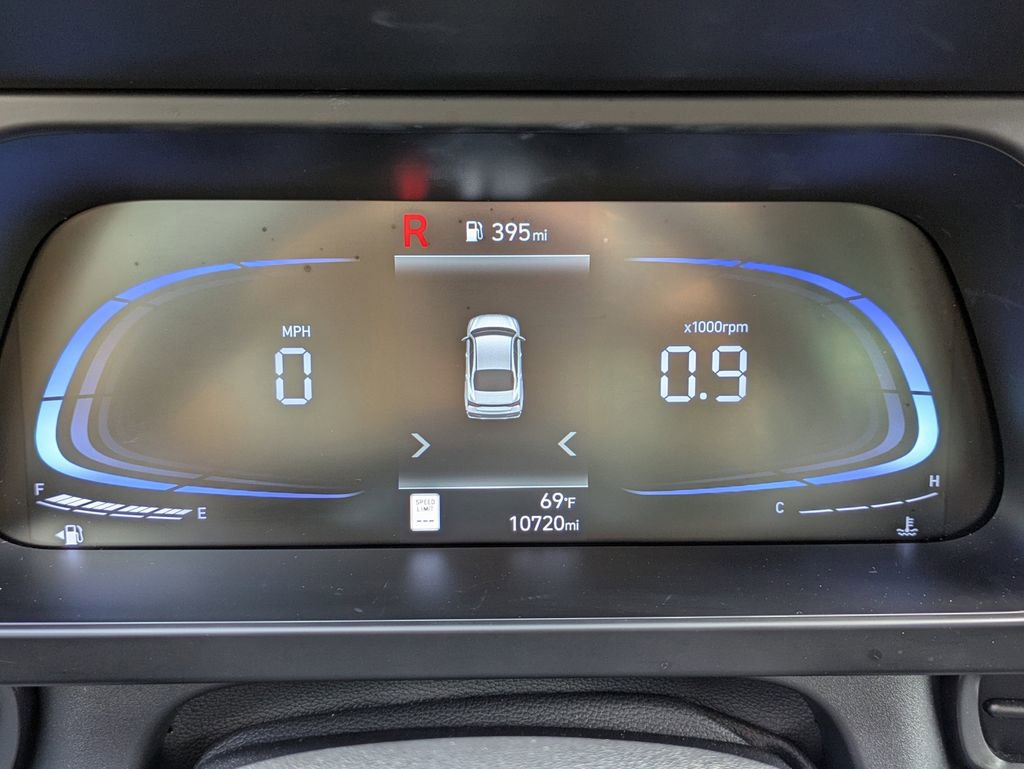 Certified 2025 Hyundai Elantra Sport image 25