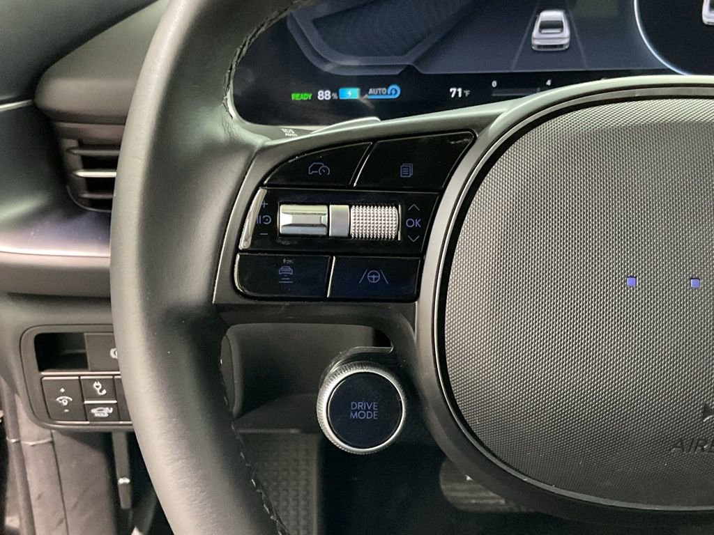 Used 2024 Hyundai Ioniq 6 SEL AWD/4WD image 9
