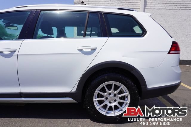 Used 2019 Volkswagen Golf Alltrack S AWD/4WD image 55