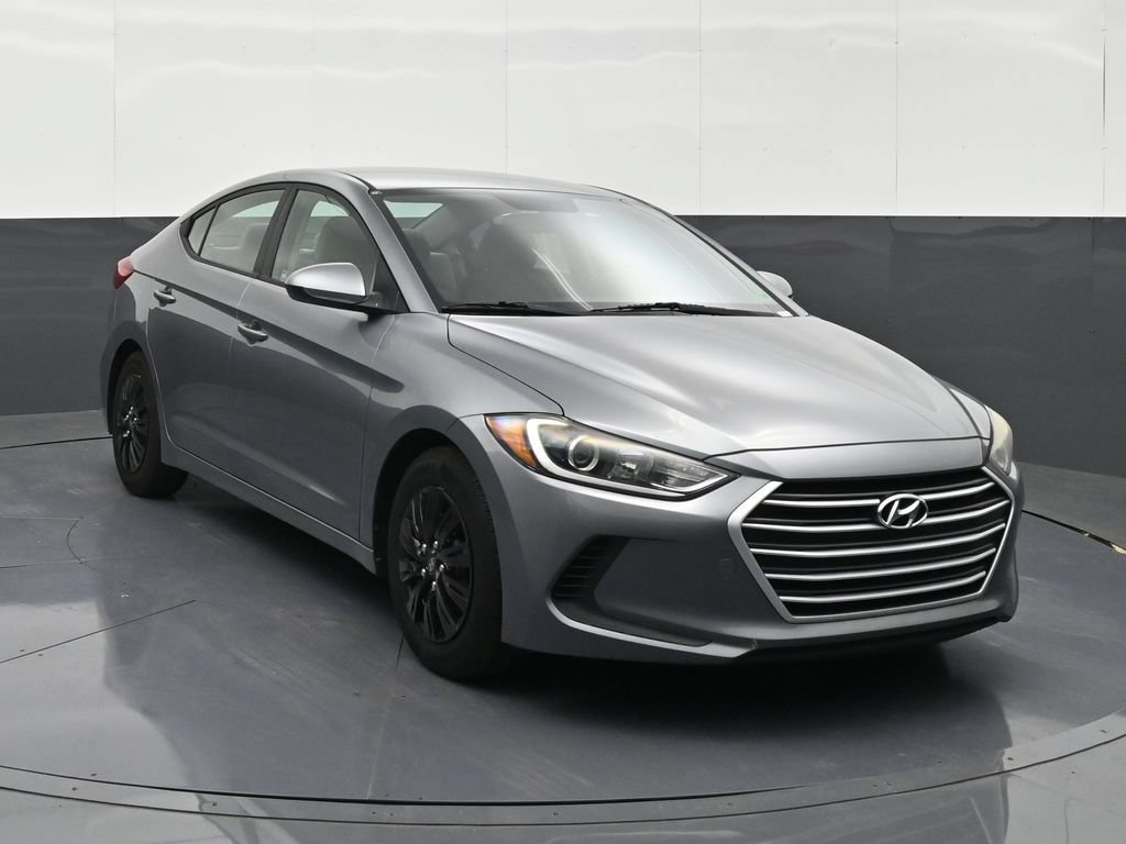 Used 2017 Hyundai Elantra SE FWD image 7