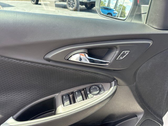 Used 2023 Chevrolet Malibu LS FWD image 17