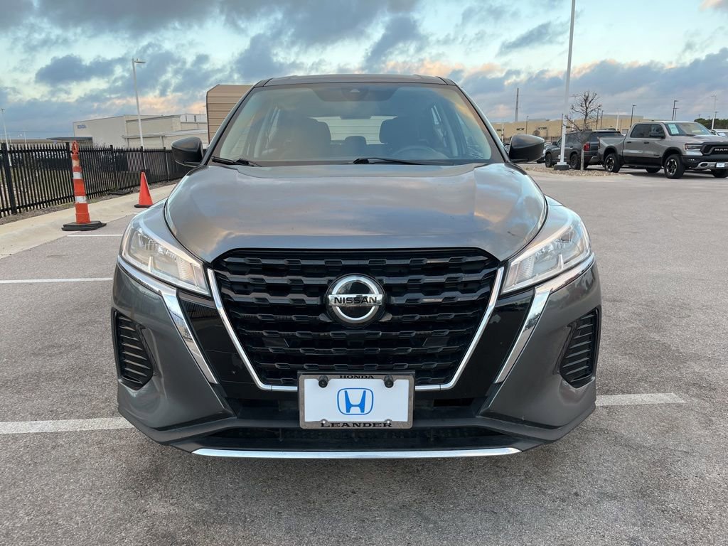 Used 2021 Nissan Kicks S image 2