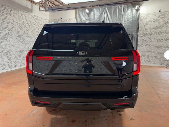 Used 2025 Ford Expedition Tremor image 12