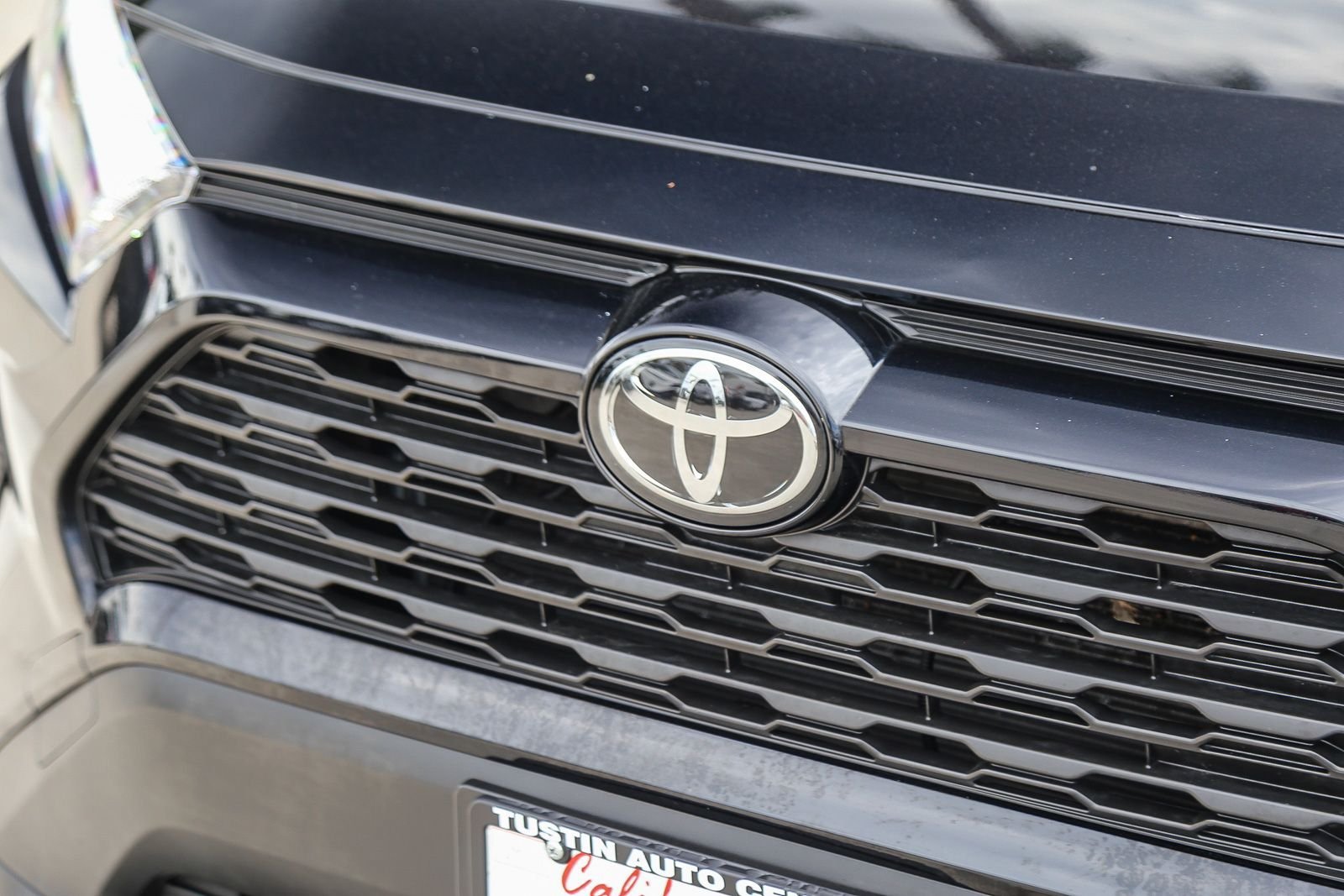 Certified 2025 Toyota RAV4 XLE w/ Convenience Package AWD/4WD image 11