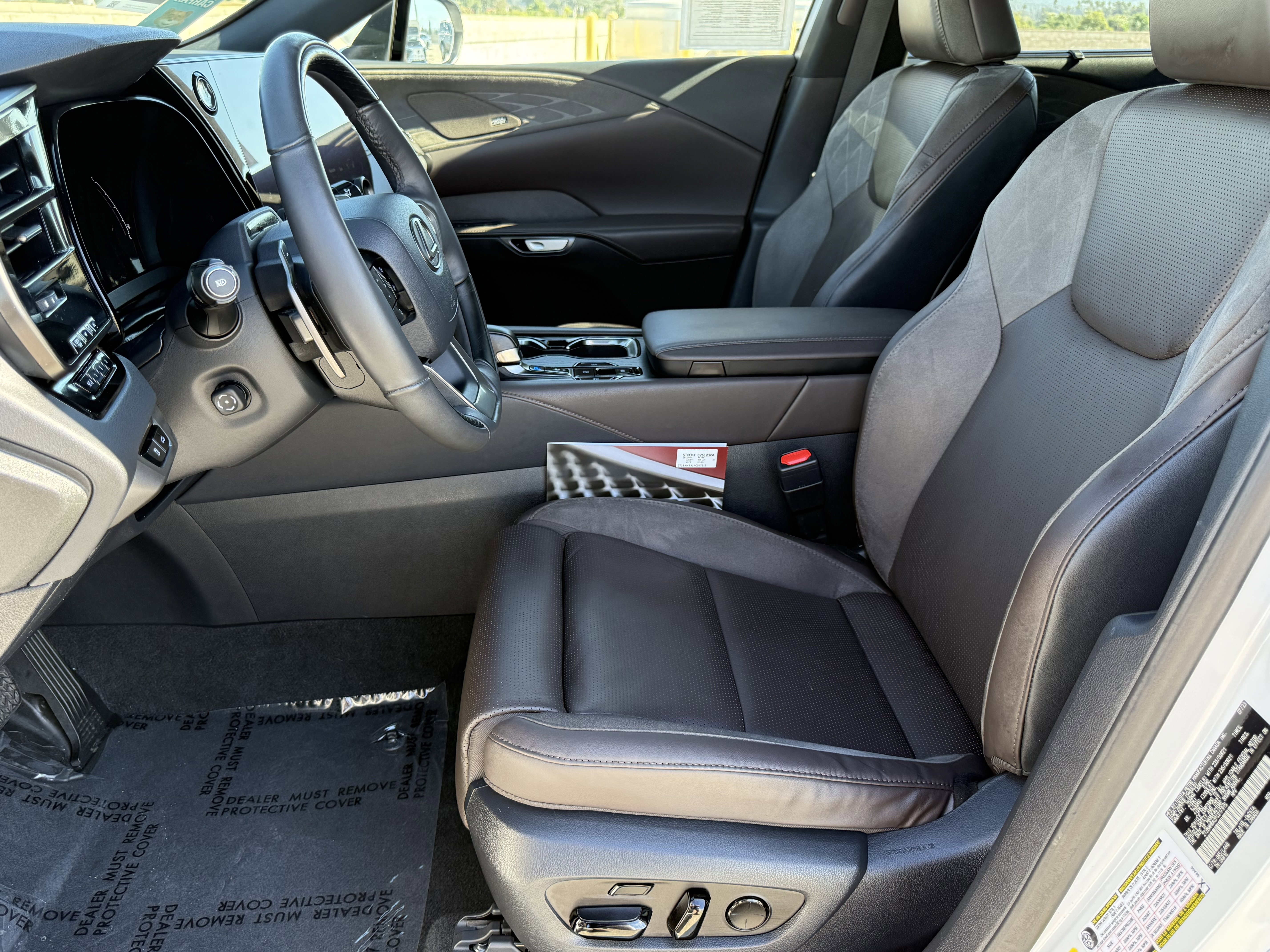 Used 2023 Lexus RX 350 FWD w/ Cold Area Package image 19