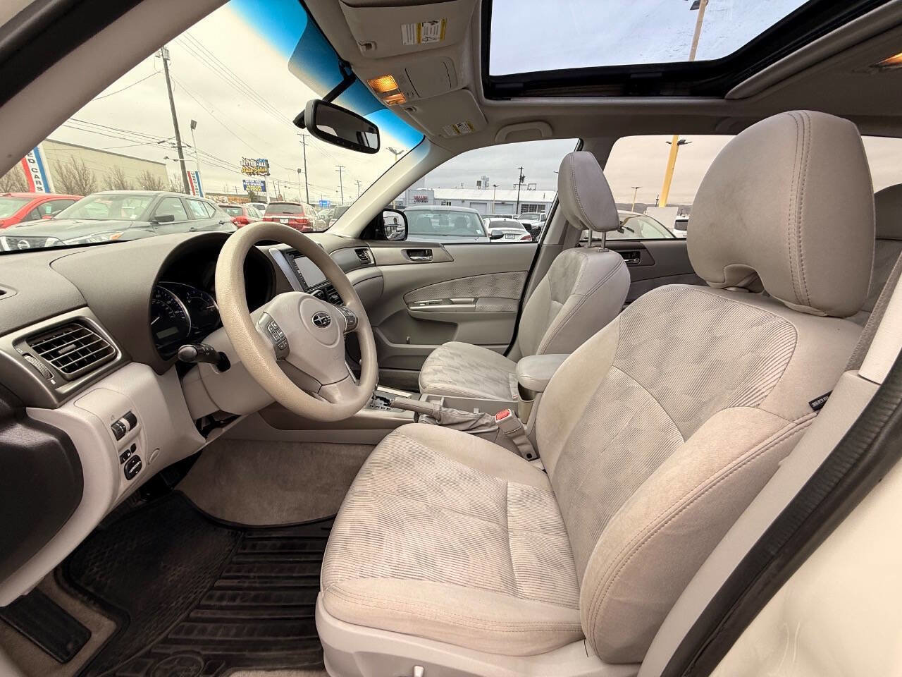 Used 2010 Subaru Forester 2.5X Premium image 9