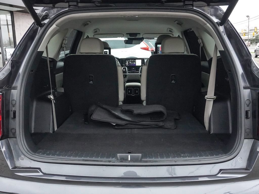 Used 2023 Kia Sorento SX Prestige image 25