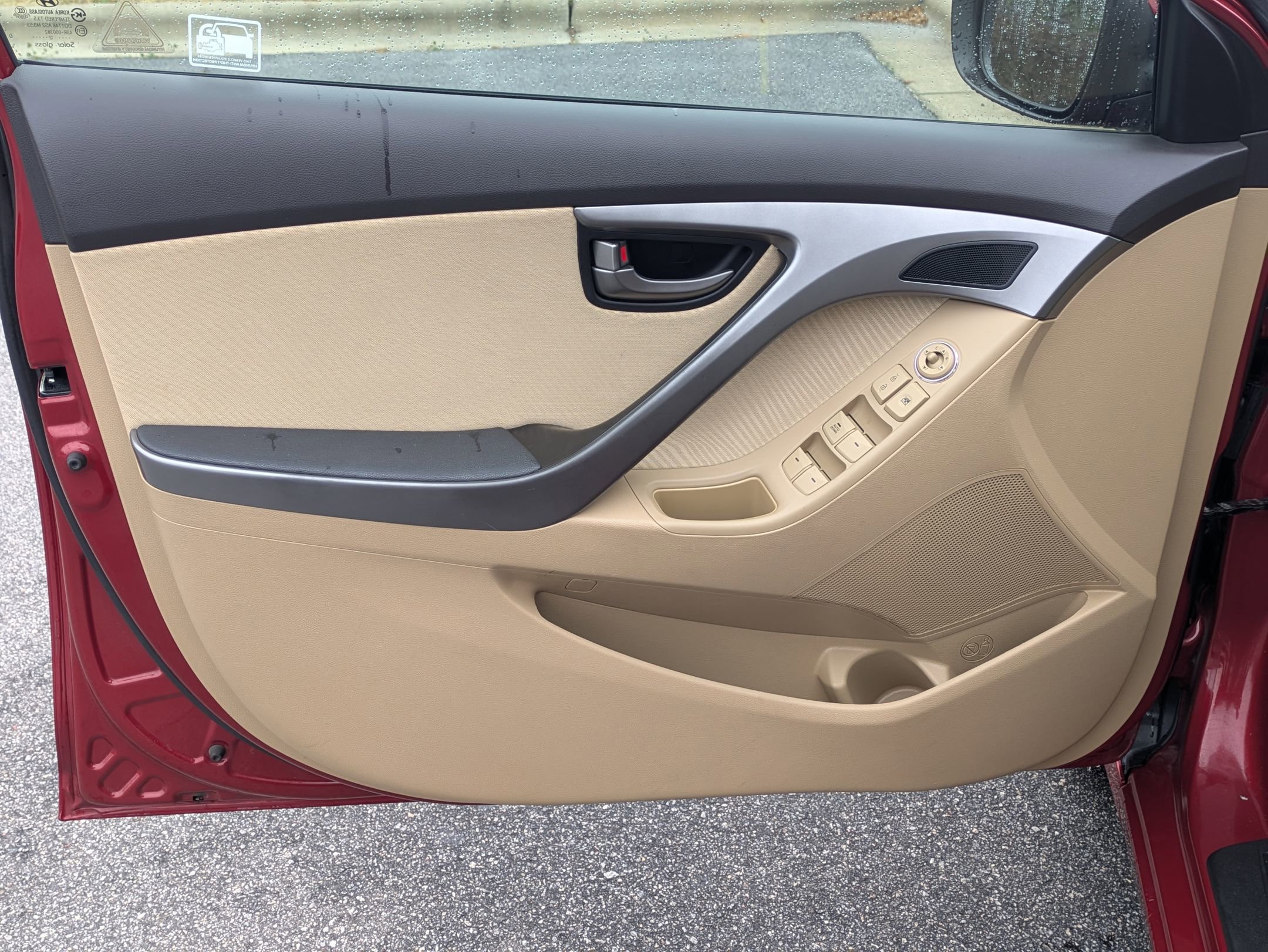 Used 2013 Hyundai Elantra GLS w/ Preferred Pkg image 17