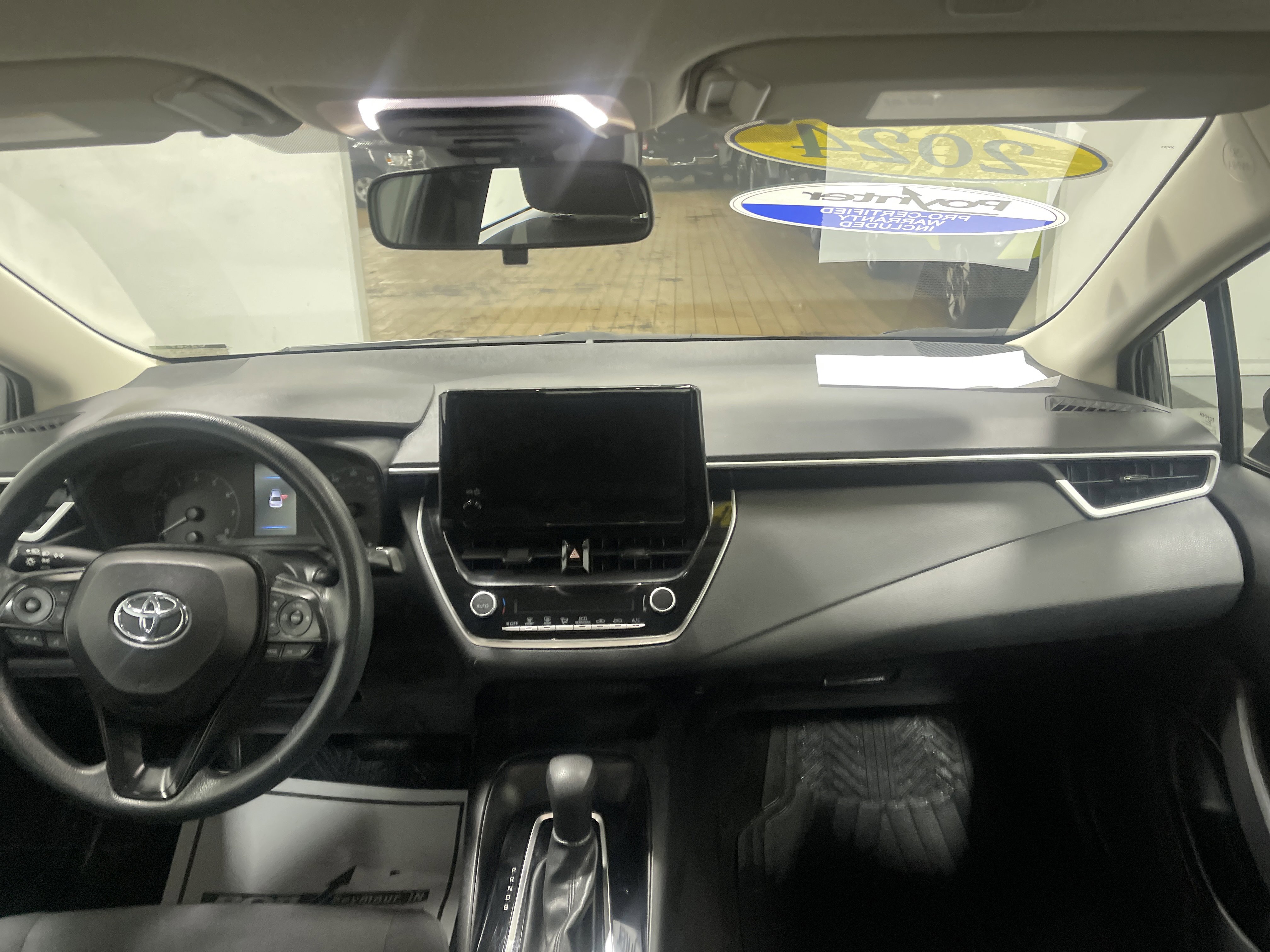 Used 2024 Toyota Corolla LE image 22