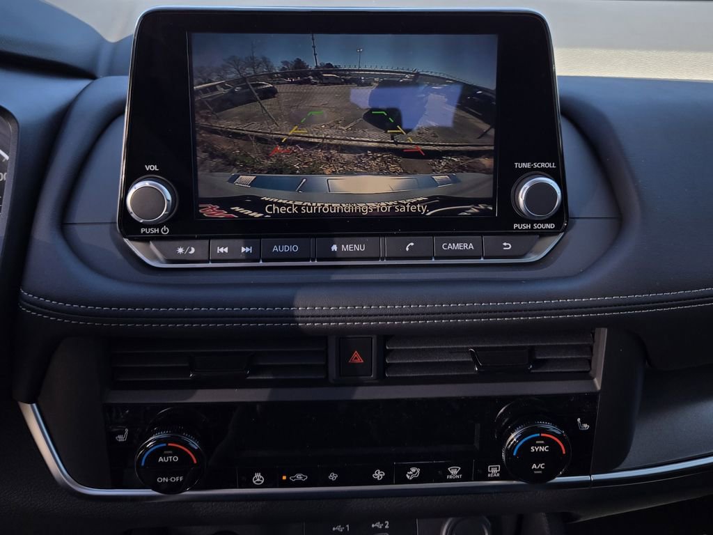 New 2026 Nissan Rogue SV w/ Cold Weather Package FWD image 15