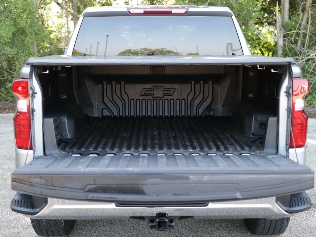 Used 2023 Chevrolet Silverado 1500 LT AWD/4WD image 26