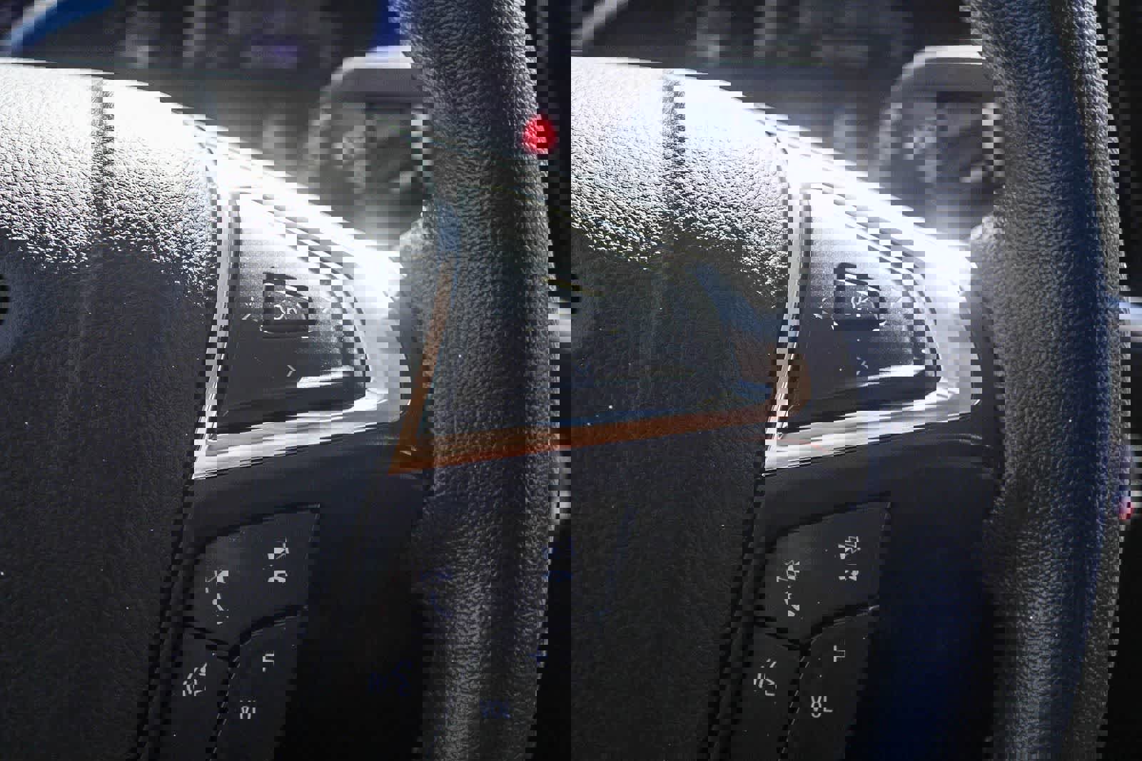 Used 2022 Ford Edge Titanium image 33