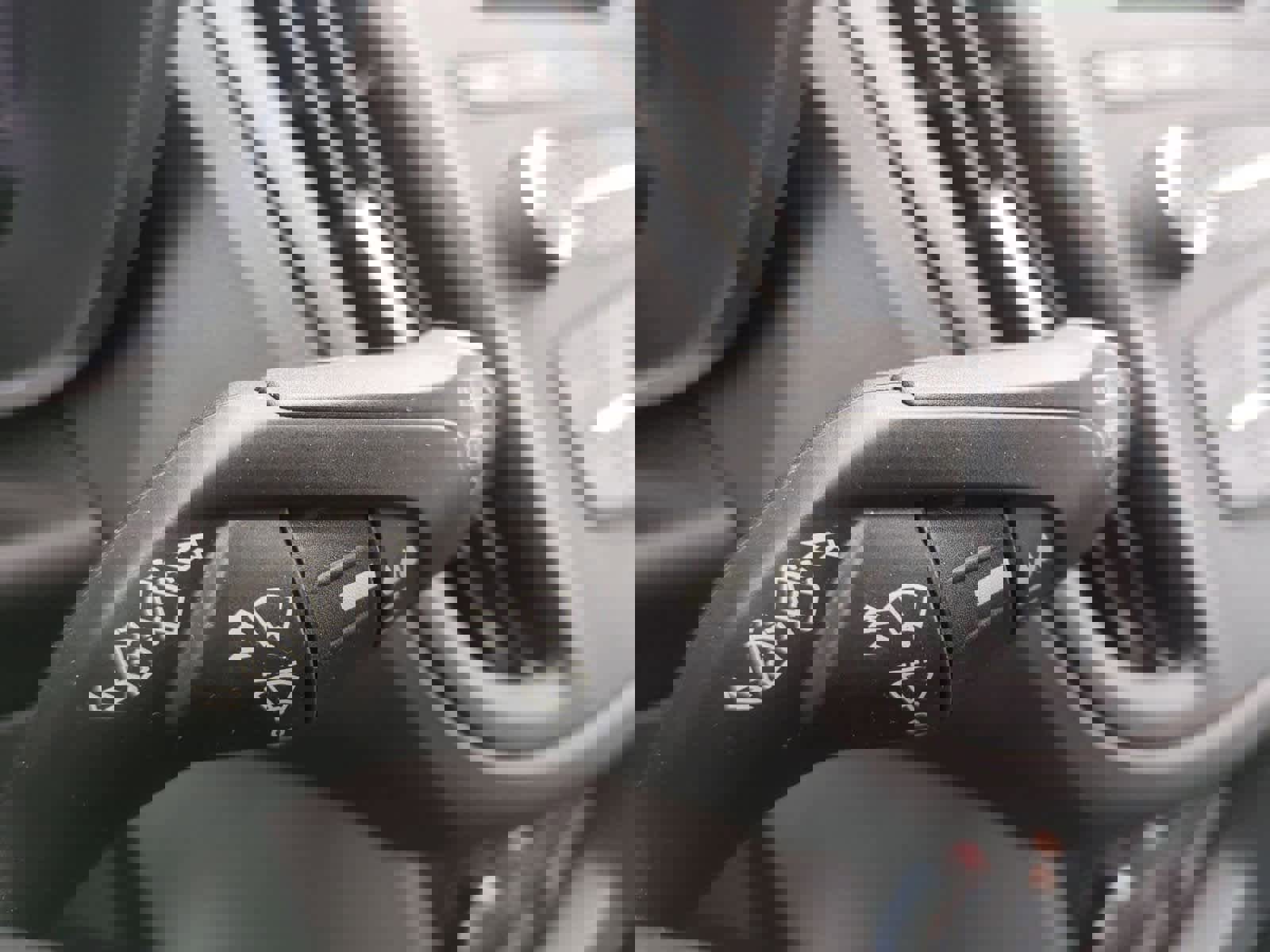 Used 2017 Ford C-MAX SE image 25