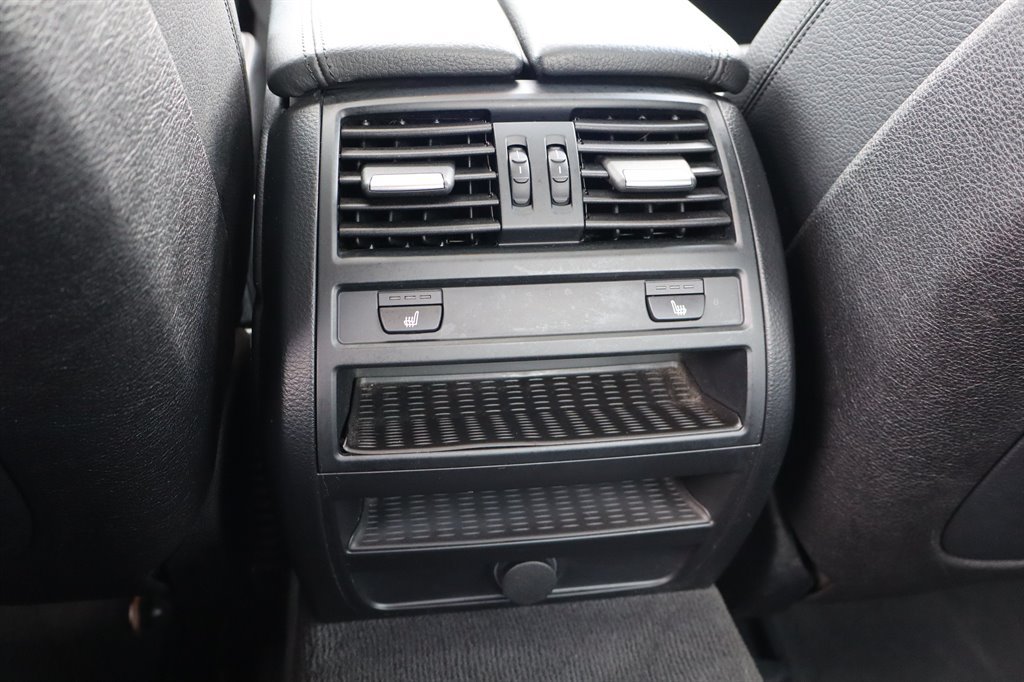 Used 2014 BMW 550i xDrive Sedan AWD/4WD image 22