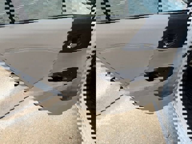 Used 2017 Honda Accord EX image 14