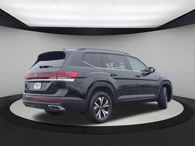 New 2026 Volkswagen Atlas SE image 7
