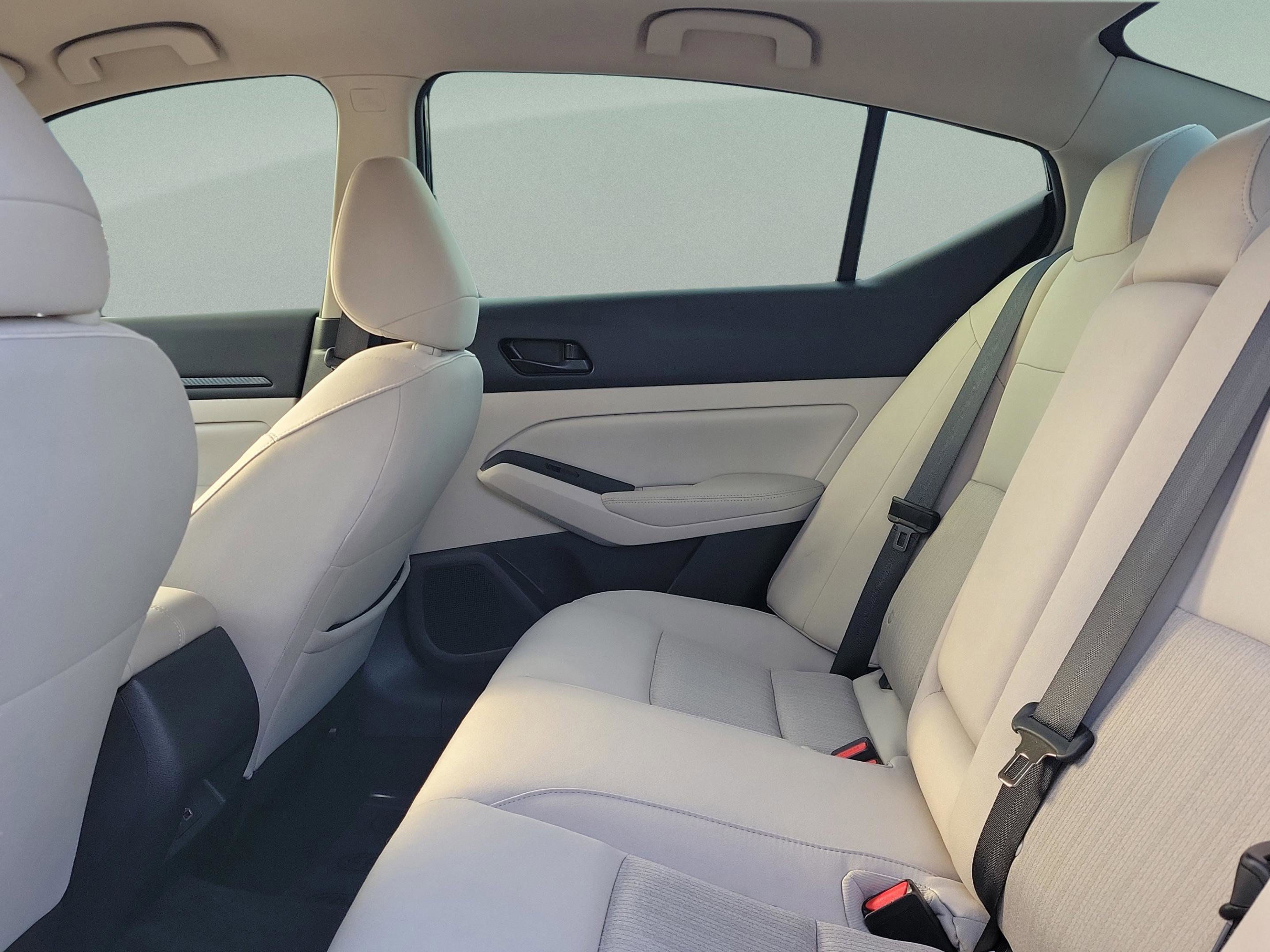 Certified 2025 Nissan Altima 2.5 SV image 11