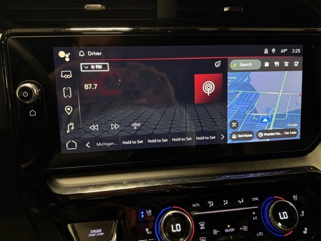 Used 2024 GMC Sierra 1500 AT4 w/ Technology Package image 17