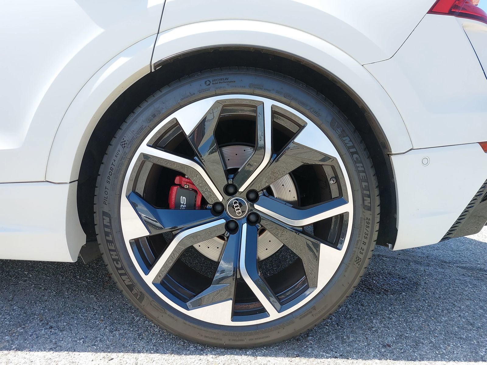 Used 2023 Audi RS Q8 w/ Black Optic Package AWD/4WD image 7
