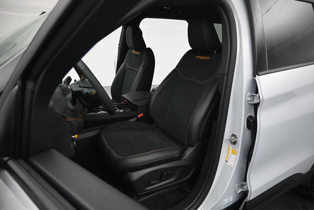 New 2026 Ford Explorer Tremor w/ Tremor Convenience Package AWD/4WD image 8