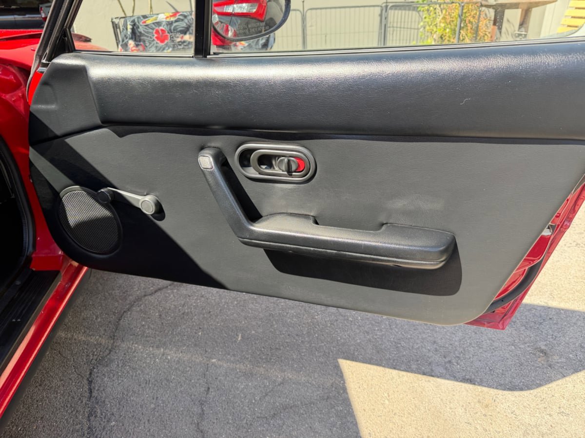 Used 1996 MAZDA MX-5 Miata image 20
