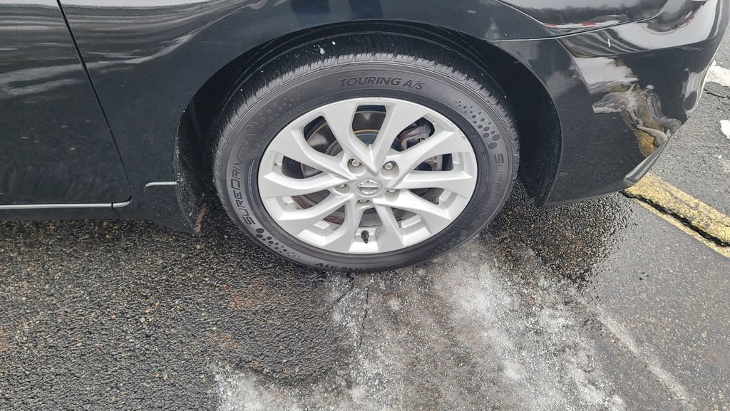 Used 2019 Nissan Sentra SV image 15