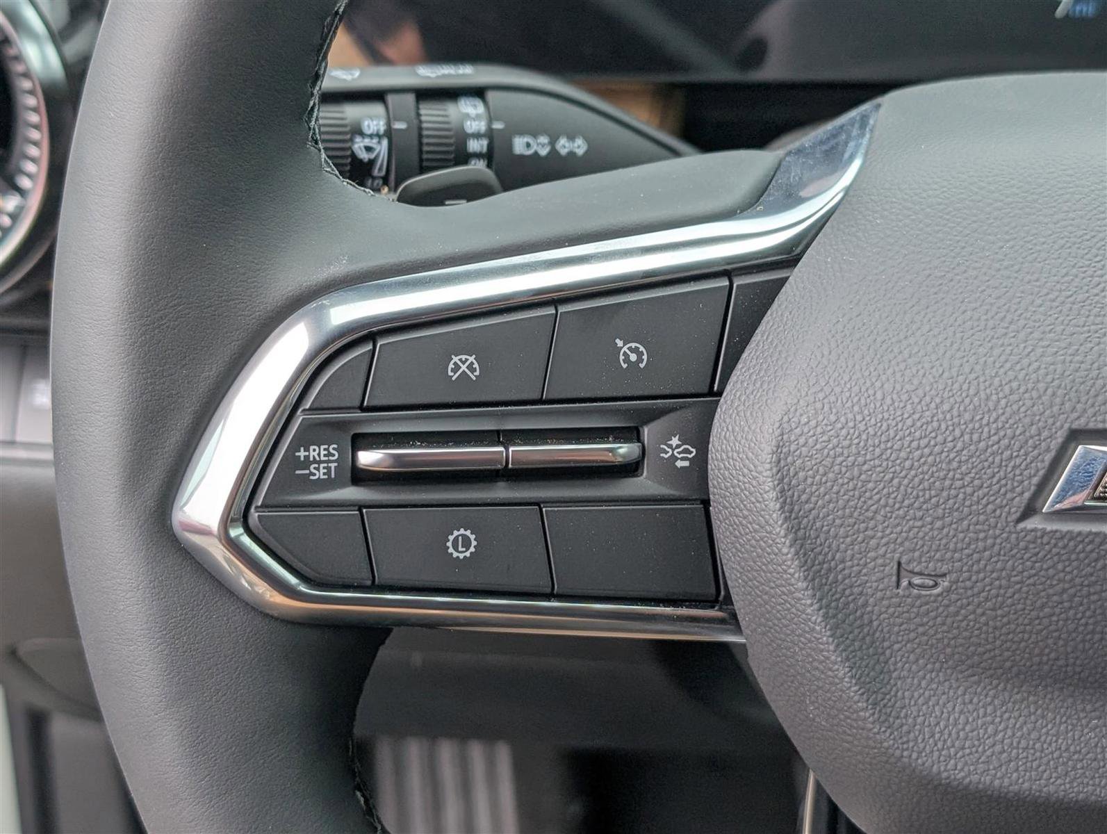 New 2026 Chevrolet Equinox ACTIV image 21