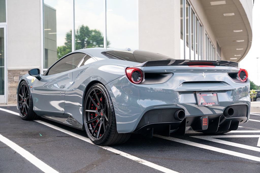Used 2016 Ferrari 488 GTB RWD image 19