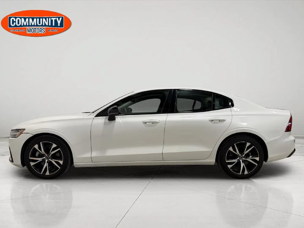 Used 2025 Volvo S60 B5 Core FWD image 3
