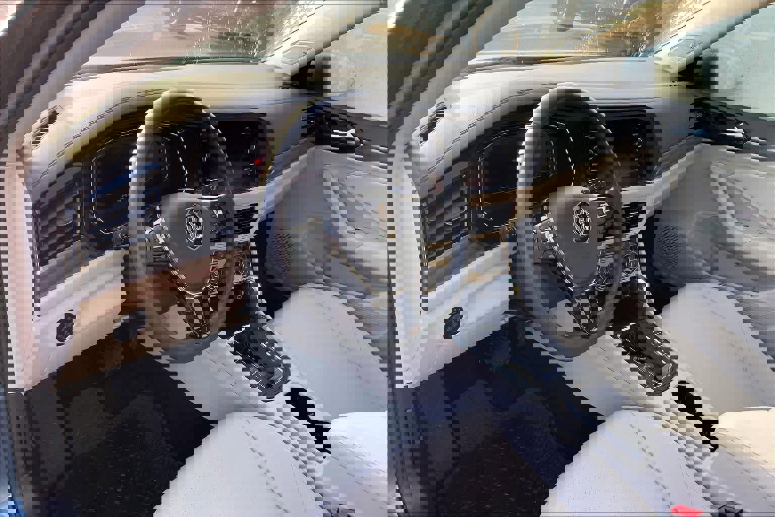 Used 2020 Volkswagen Jetta SEL image 16