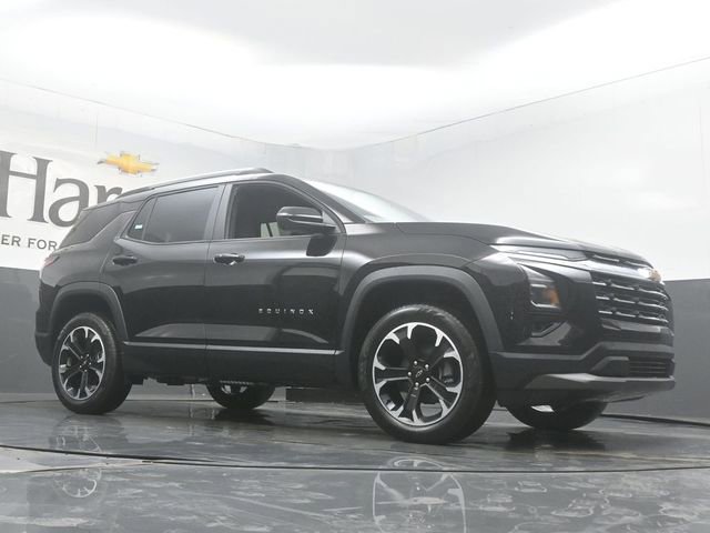 New 2026 Chevrolet Equinox LT image 2