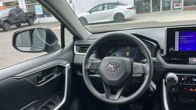 Certified 2025 Toyota RAV4 LE AWD/4WD image 21