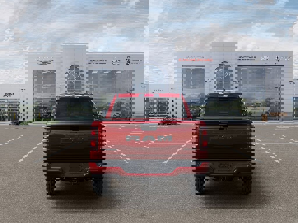 New 2026 RAM 1500 4x4 Crew Cab image 7